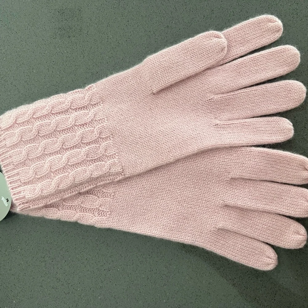 NWT Charter Club 100% cashmere Gloves